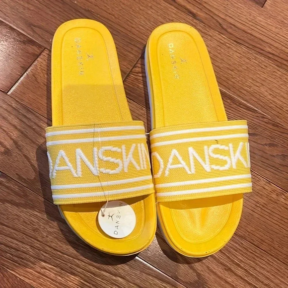 Danskin  side lines yellow slides Sz 10 - Picture 3 of 8